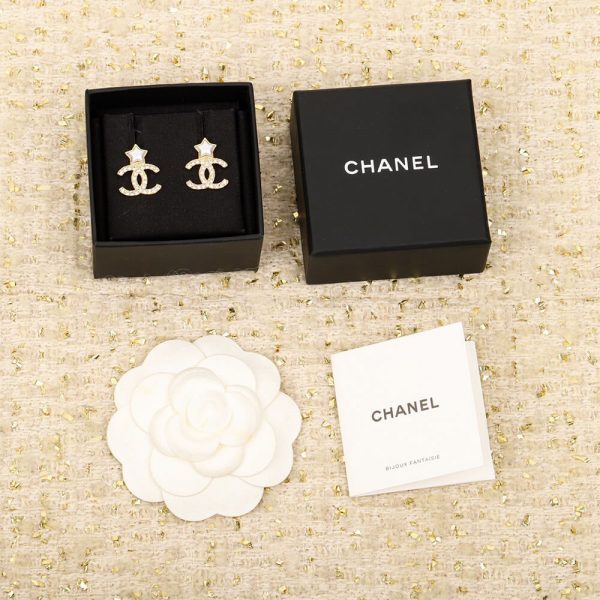 CHANEL DIAMOND EARRINGS