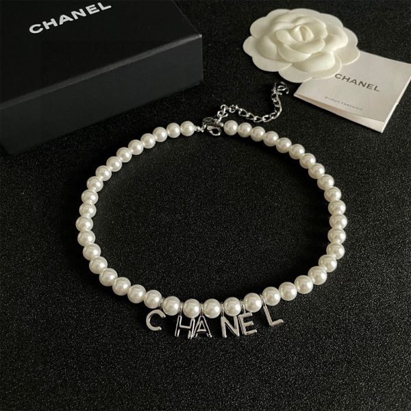 CHANEL Pearl Necklace