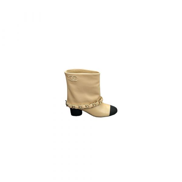 CHANEL Boots