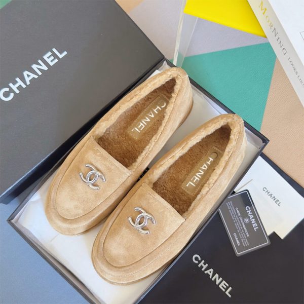CHANEL WOMEN LOAFER