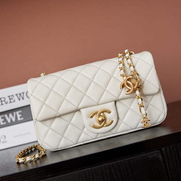 CHANEL Mini Flap Bag(HIGH-END GRADE)