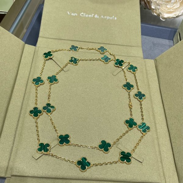 VCA Vintage Alhambra long necklace, 20 motifs