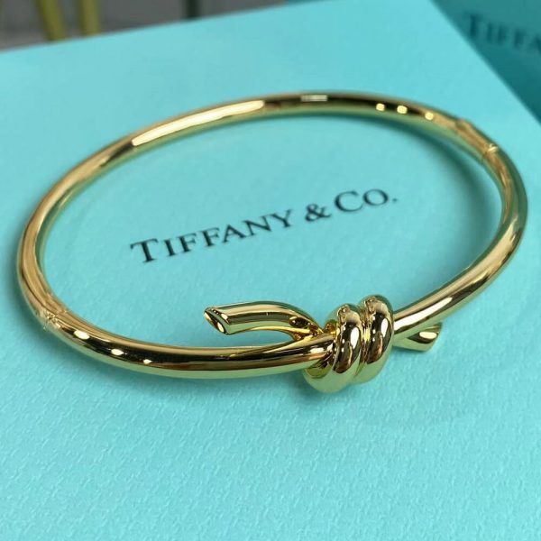 Tiffany Knot Wire Bangle