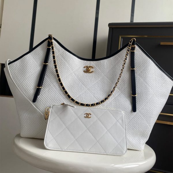 Chanel MAXI SHOPPING BAG(HIGH-END GRADE)