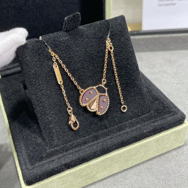 Van Cleef & Arpels Lucky Spring pendant, open wings ladybug