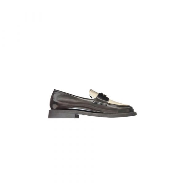 CHANEL WOMEN LOAFER