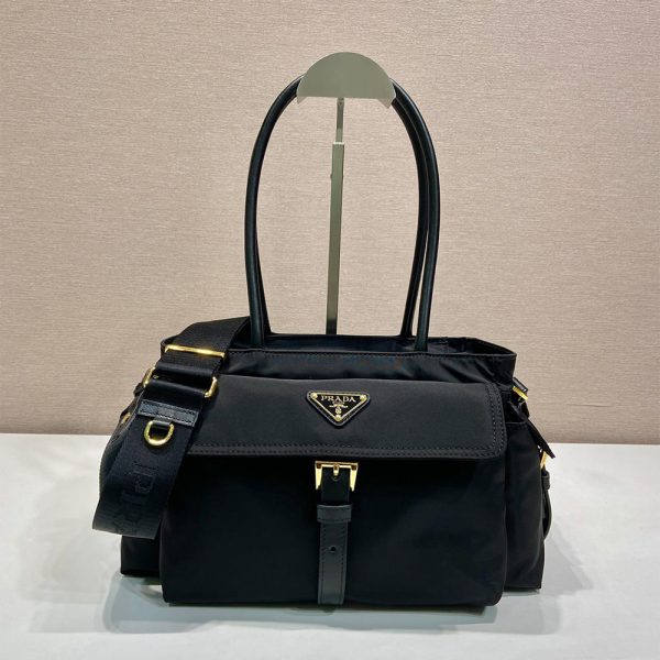 Prada Explore medium Re-Nylon and leather tote bag(HIGH-END GRADE)