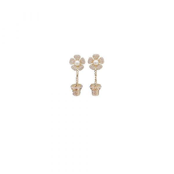 CHANEL DIAMOND EARRINGS