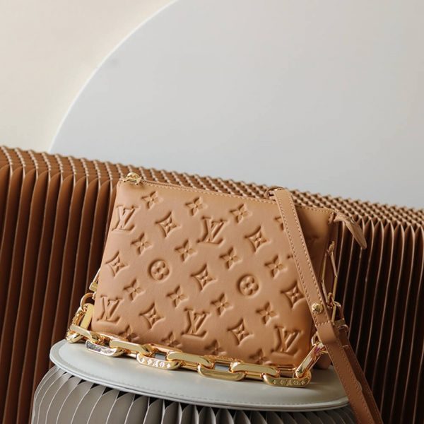 LV Coussin BB