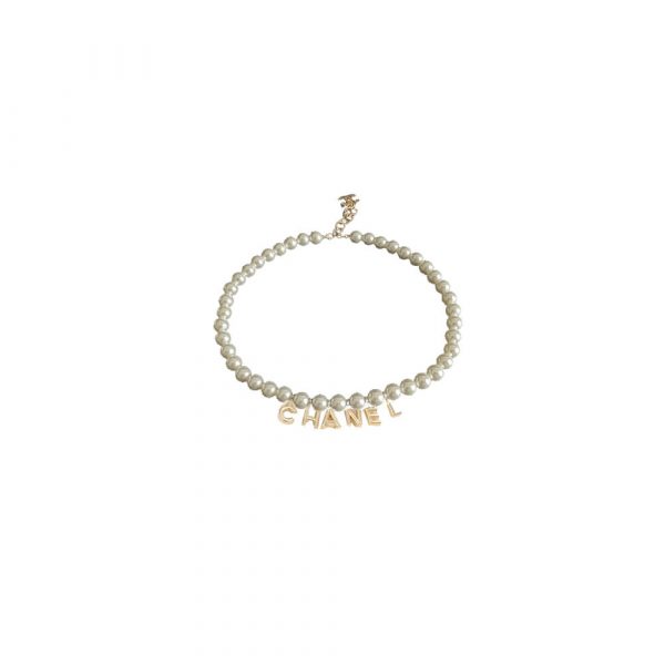 CHANEL Pearl Necklace