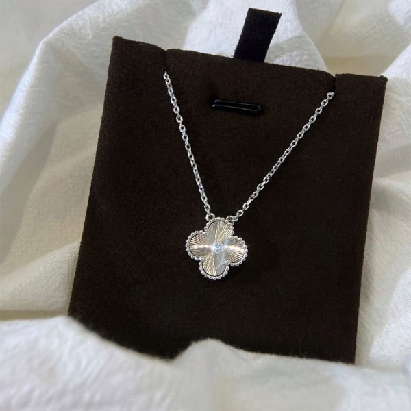 VCA necklace