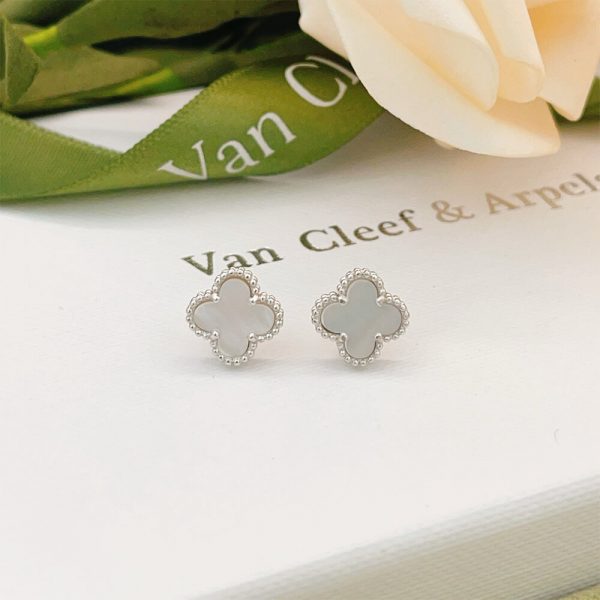 VCA Alhambra Earrings