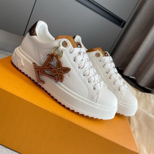 TIME OUT SNEAKER
