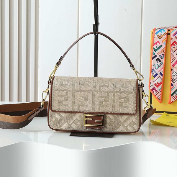 Fendi Baguette