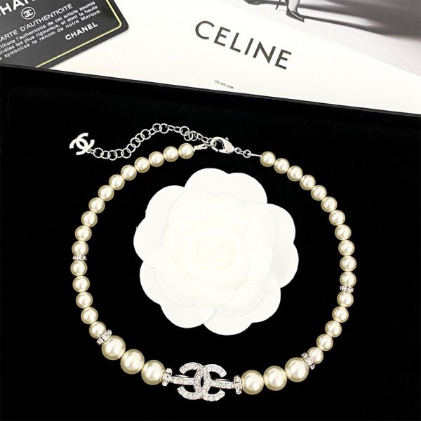 CHANEL Pearl Necklace