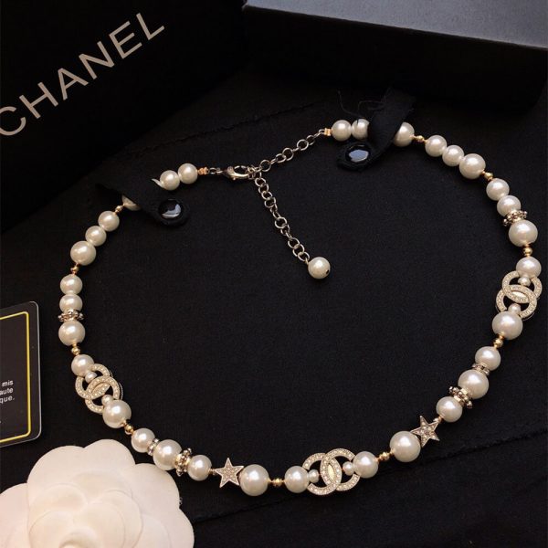 CHANEL PEARL NECKLACE