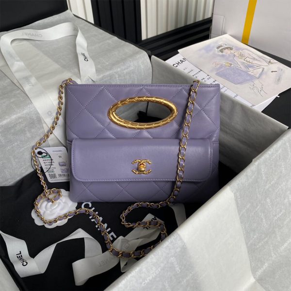 CHANEL Clutch