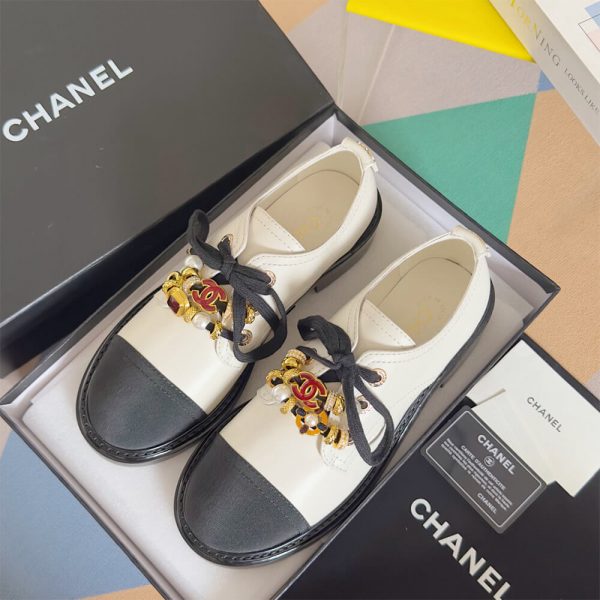 CHANEL WOMEN LOAFER