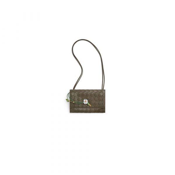 Bottege Veneta Andiamo Pouch on Strap(HIGH-END GRADE)