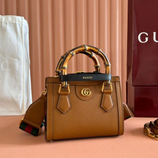 Gucci New Diana small tote bag(HIGH-END GRADE)