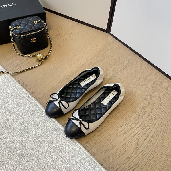 Chanel Ballet flats