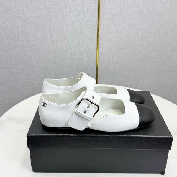 CHANEL Mary Janes in Shiny Lambskin