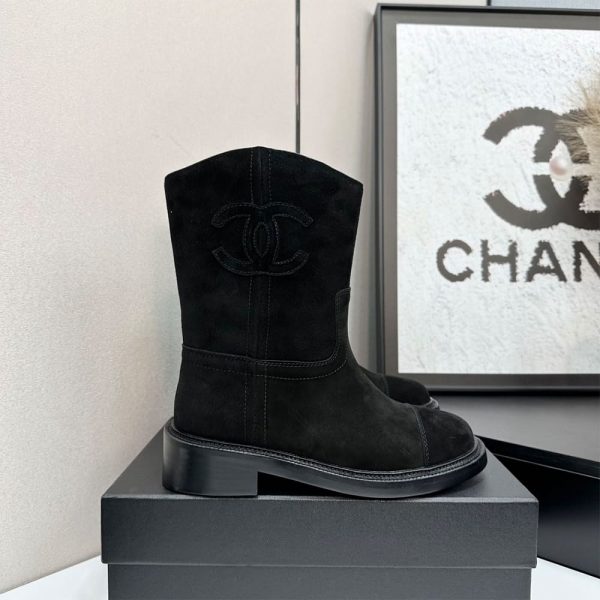 CHANEL Boots