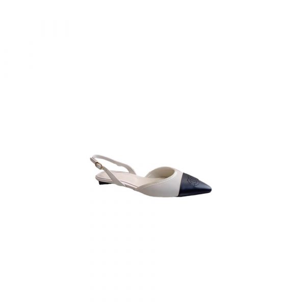 CHANEL Slingbacks