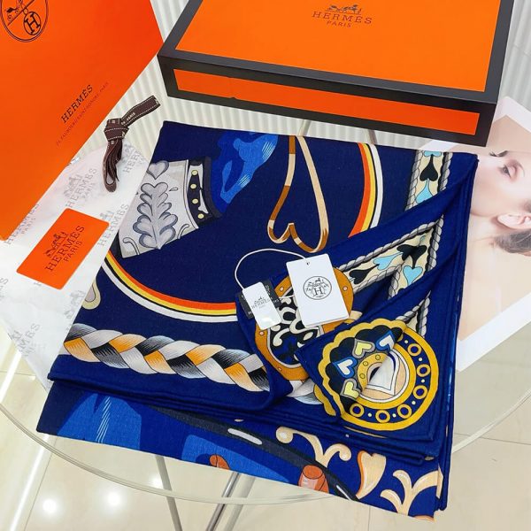 Hermes Shawl