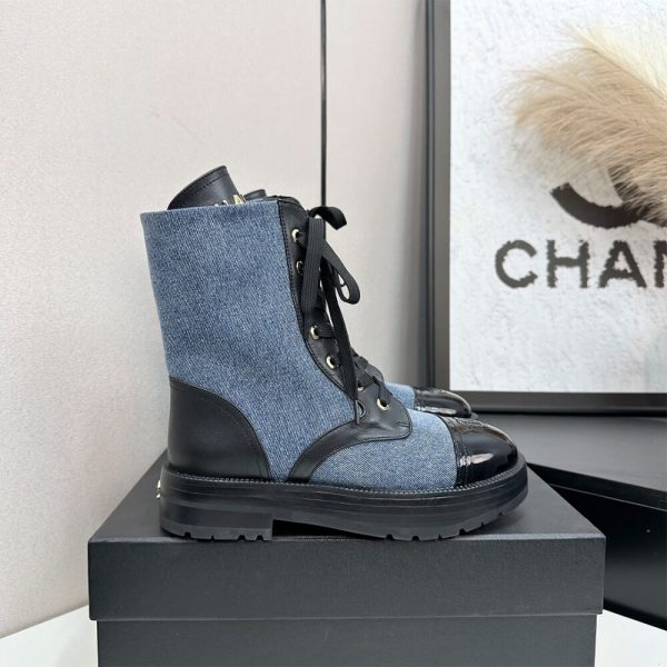 CHANEL Boots