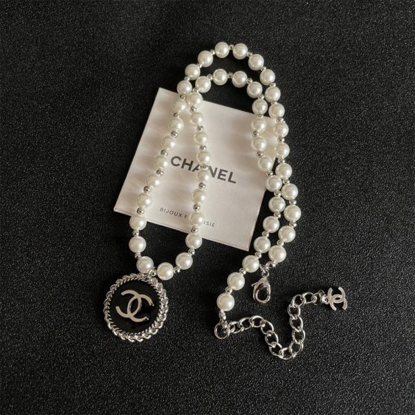 CHANEL Pearl Necklace