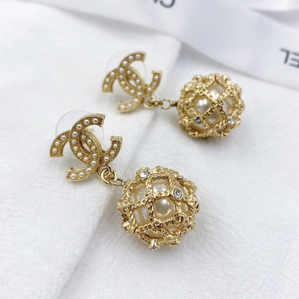 CHANEL EARRINGS