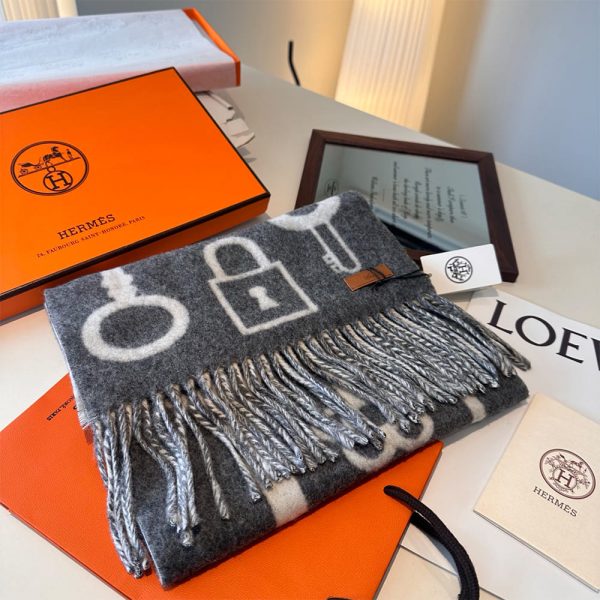 HERMES Casaque Porte-Clefs Scarf