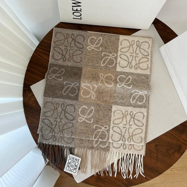 LOEWE Scarf in wool and cashmere