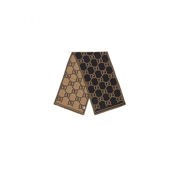 GUCCi GG wool scarf