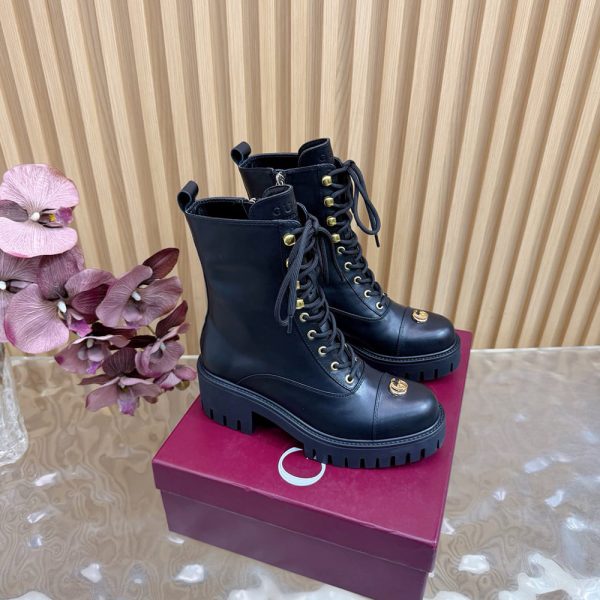 GUCCI Women’s lace-up ankle boot with GG