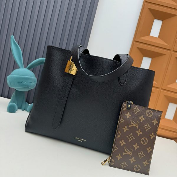 LV Low Key Cabas MM