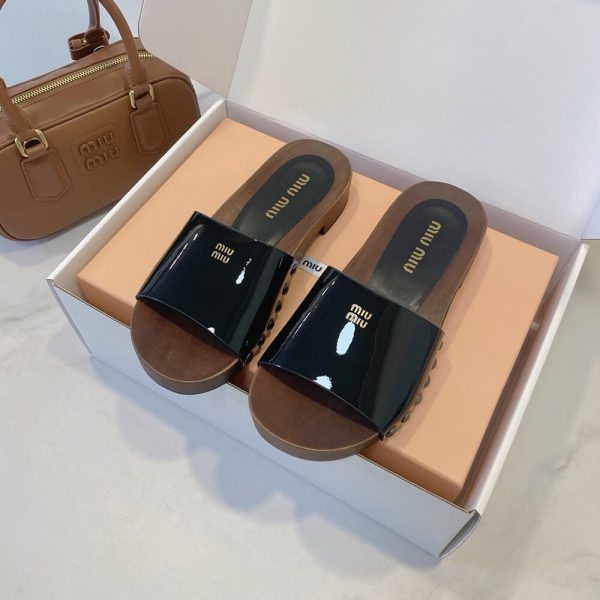 MiuMiu Patent leather clogs