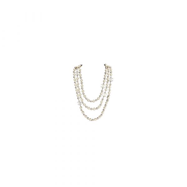 CHANEL PEARL NECKLACE