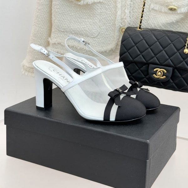 CHANEL Slingbacks