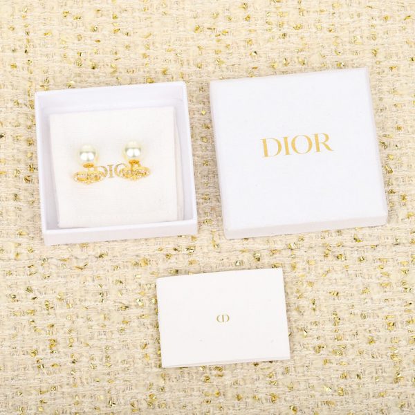 DIOR PEARL EARRINGS