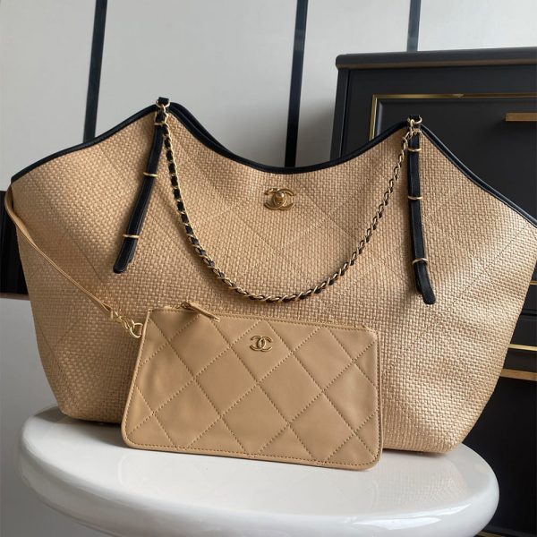 Chanel MAXI SHOPPING BAG(HIGH-END GRADE)
