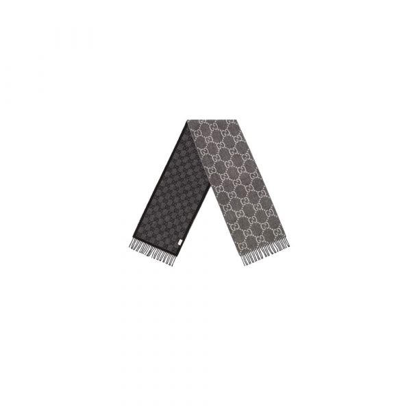 GUCCl GG jacquard tassel knit scarf