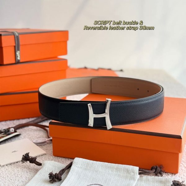 HERMES Script belt buckle & Reversible leather strap 38 mm