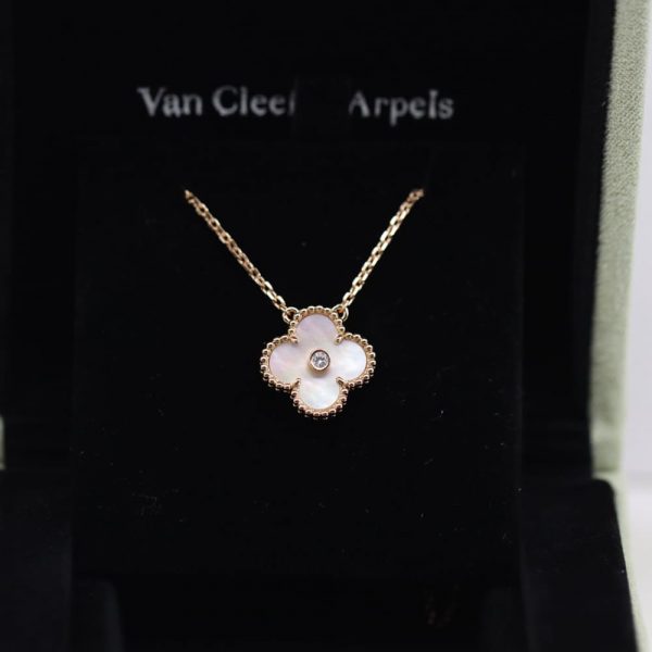 VCA necklace
