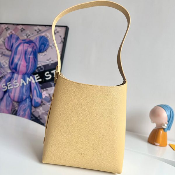 LV Low Key Hobo PM