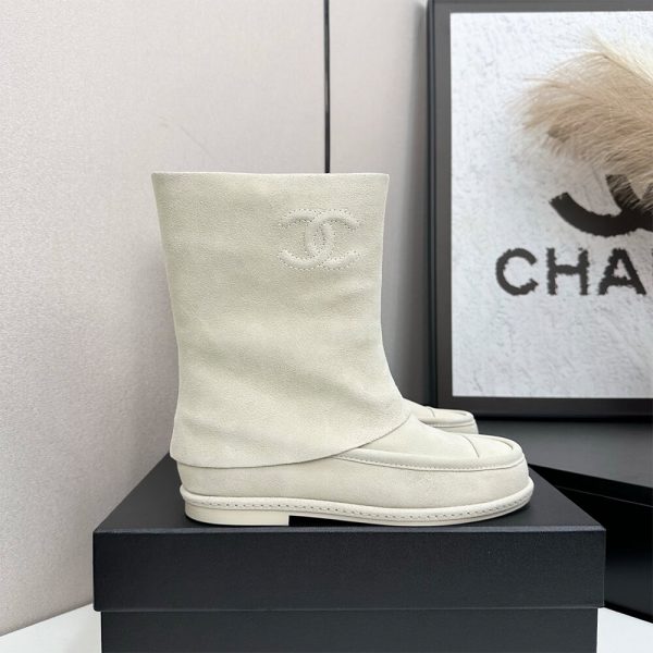 CHANEL Boots