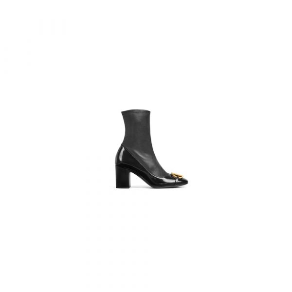 GUCCI Women’s ankle boot with half Horsebit