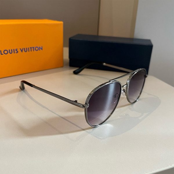 LOUIS VUITTON SUNGLASSES