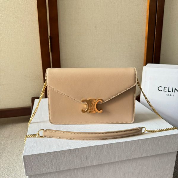WALLET ON CHAIN MARGO in Shiny calfskin(HIGH-END GRADE)